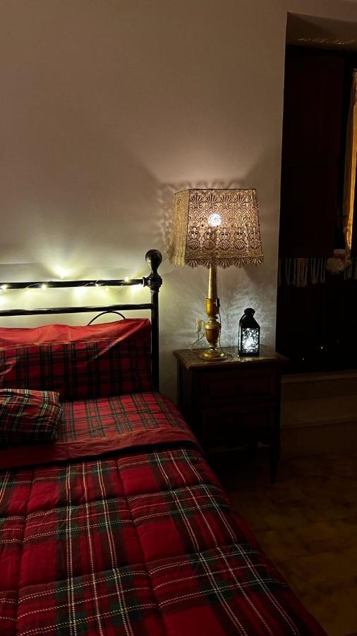 B&B Lorenzo Il Magnifico Челано Екстериор снимка